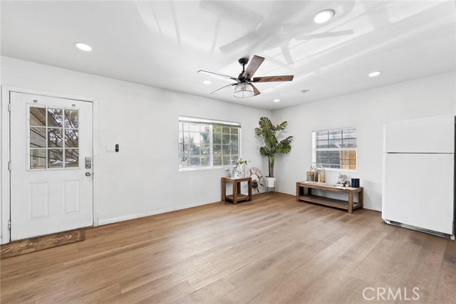 Detail Gallery Image 9 of 31 For 15219 Willard, Panorama City,  CA 91402 - 10 Beds | 8 Baths