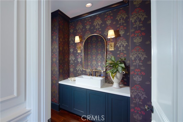 Detail Gallery Image 12 of 48 For 2 Royal Saint George Rd, Newport Beach,  CA 92660 - 5 Beds | 5/2 Baths