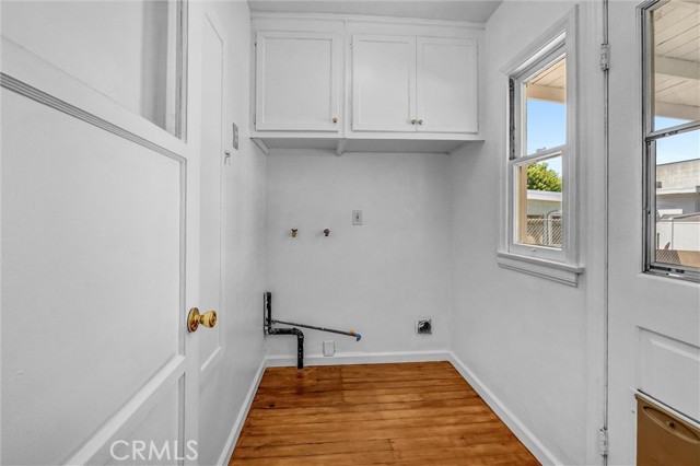 7607 Greg Avenue, Sun Valley CA: https://media.crmls.org/medias/a1a8efa6-ef75-49f4-b477-d5574c630fa1.jpg