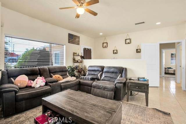 Detail Gallery Image 9 of 31 For 6349 Cahuilla Ave, Twentynine Palms,  CA 92277 - 3 Beds | 2 Baths