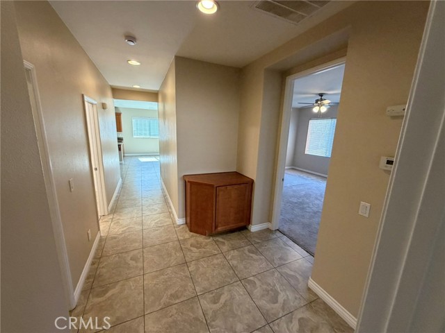 Detail Gallery Image 7 of 27 For 12810 Ethan, Victorville,  CA 92392 - 4 Beds | 2 Baths