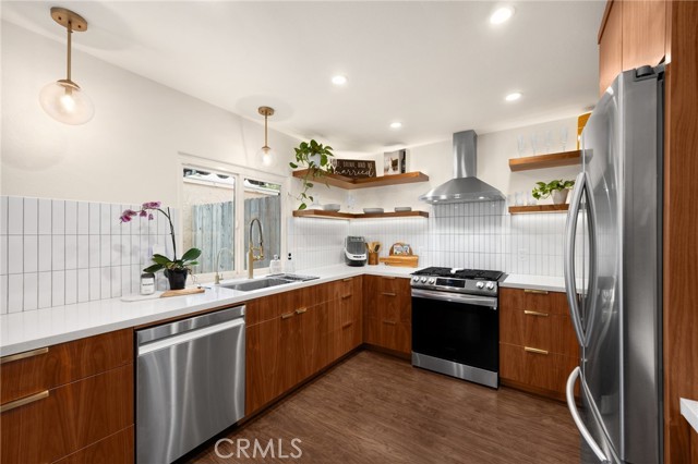 Detail Gallery Image 3 of 25 For 7658 Ellis Ave, Huntington Beach,  CA 92648 - 3 Beds | 2/1 Baths