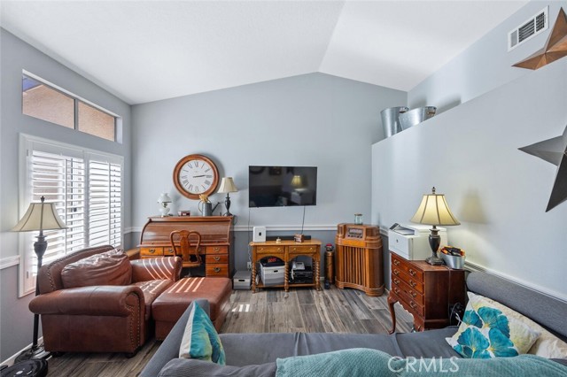 Detail Gallery Image 9 of 31 For 28123 Seco Canyon #94,  Saugus,  CA 91390 - 2 Beds | 2 Baths