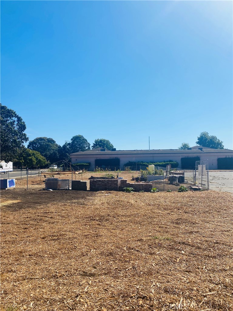 1751 S Mcclelland Street, Santa Maria, CA 93454