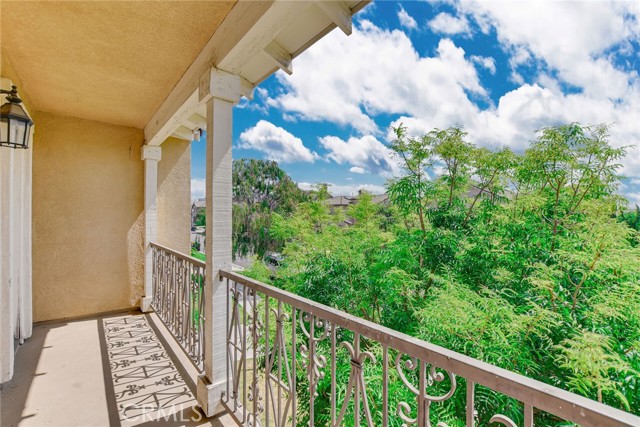 1767 Wright Place, Upland CA: https://media.crmls.org/medias/a1ad3249-fcfe-4d54-b8a3-a2f09f95832e.jpg