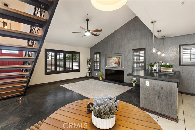 Detail Gallery Image 4 of 16 For 25549 Prospect Ave, Loma Linda,  CA 92354 - 2 Beds | 2/1 Baths