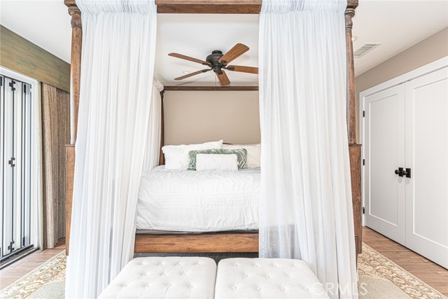 Detail Gallery Image 9 of 32 For 213 34th St, Newport Beach,  CA 92663 - 3 Beds | 3 Baths