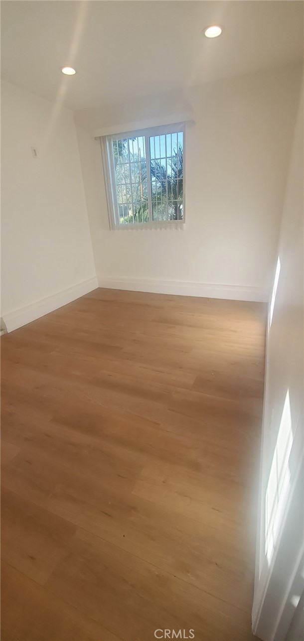 Detail Gallery Image 12 of 27 For 23462 Friar St, Woodland Hills,  CA 91367 - 1 Beds | 1 Baths