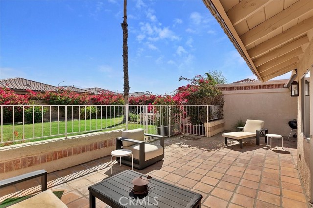 82297 Cochran Drive, Indio CA: https://media.crmls.org/medias/a1afbf7a-cac7-4595-a93e-0ebb9c40c7ff.jpg