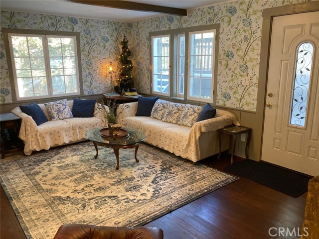 520 Millburn Road, Lake Arrowhead CA: https://media.crmls.org/medias/a1b0085b-81db-4e5e-9756-37ca139d98ac.jpg