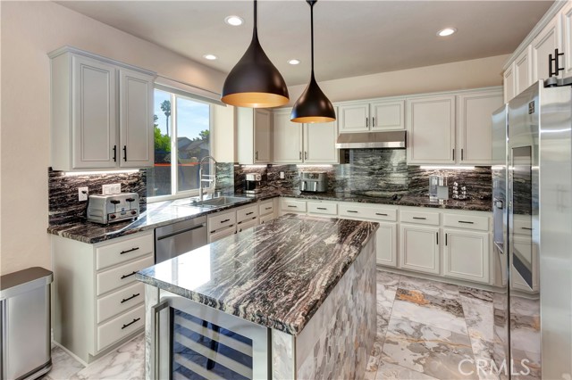 Detail Gallery Image 13 of 33 For 18003 Chieftain Ct, Rancho Bernardo (San Diego),  CA 92127 - 3 Beds | 2/1 Baths
