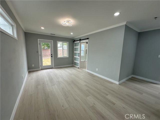 8460 Truxton Avenue, Los Angeles CA: https://media.crmls.org/medias/a1b242ad-04fd-4415-9fcd-5579f376ad26.jpg