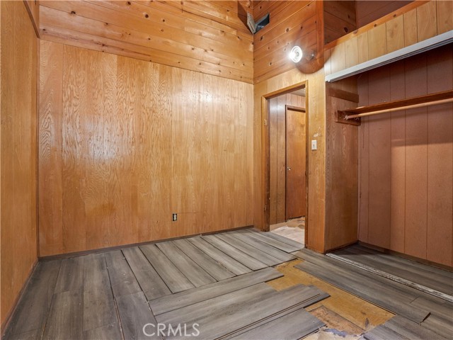 Detail Gallery Image 13 of 33 For 1155 Chateau, Crestline,  CA 92325 - 3 Beds | 1 Baths