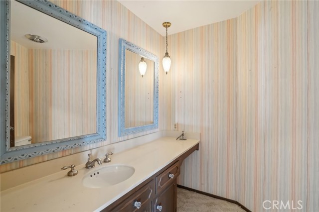 42131 San Jose Drive, San Jacinto CA: https://media.crmls.org/medias/a1b6e704-ed45-4acb-a5e9-e241cda518c4.jpg