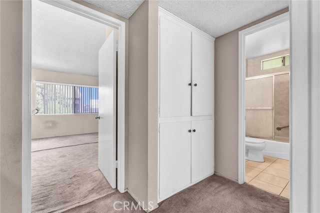 Image 13 of 15 For 426 Orange Avenue E