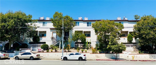 13522 Glenoaks Boulevard, Sylmar CA: https://media.crmls.org/medias/a1b7fa36-9c8b-4100-afa3-95b94b755698.jpg