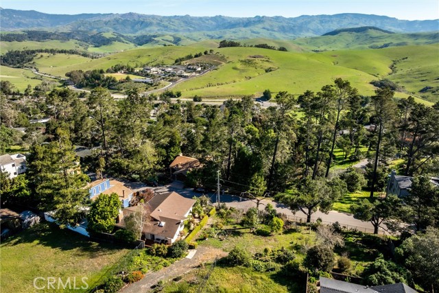 Detail Gallery Image 29 of 32 For 1909 Pineridge, Cambria,  CA 93428 - 2 Beds | 2 Baths