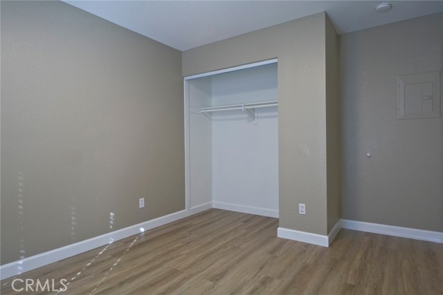 Detail Gallery Image 11 of 15 For 265 S Olive St, Anaheim,  CA 92805 - 3 Beds | 2/1 Baths