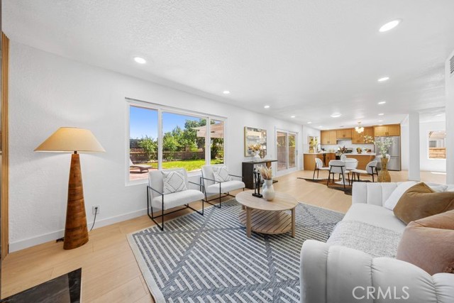 22982 Cecelia, Mission Viejo CA: https://media.crmls.org/medias/a1ba6c33-10ec-41c4-bfec-6a951767a17a.jpg