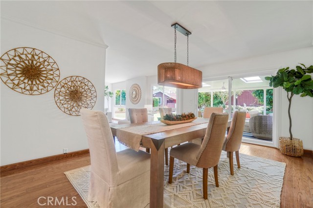 28231 Trailriders Drive, Rancho Palos Verdes CA: https://media.crmls.org/medias/a1badee6-3f11-4f7f-b0f7-8139efec62c8.jpg