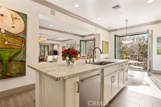 200 S Orange Grove Boulevard, Pasadena CA: https://media.crmls.org/medias/a1bce7c2-0969-4376-a292-7bc74e4cda4b.jpg