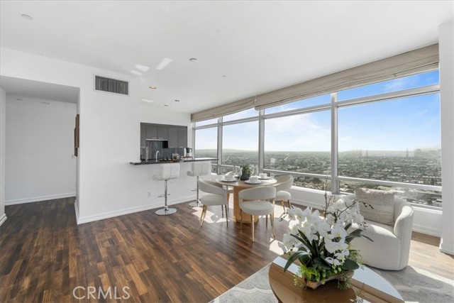 Detail Gallery Image 8 of 32 For 900 W Olympic, Los Angeles,  CA 90015 - 2 Beds | 3 Baths