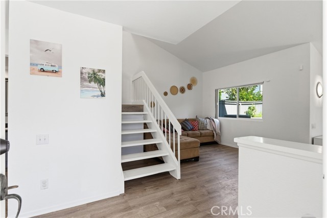 Image 10 of 33 For 14 Dry Creek