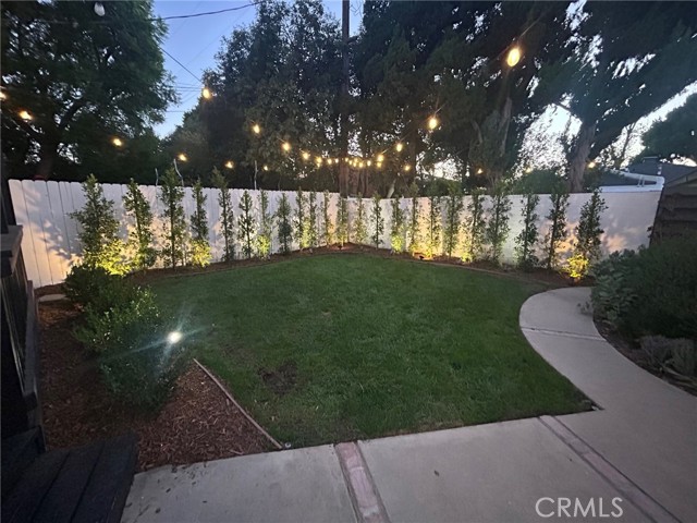 5785 Bertrand Avenue, Encino CA: https://media.crmls.org/medias/a1be7e37-b5f6-4ec8-9430-e20101084115.jpg