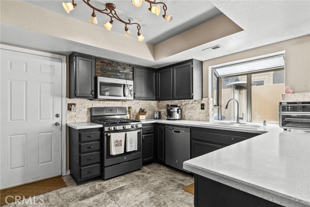 Detail Gallery Image 21 of 52 For 24510 Camino Mirabella, Murrieta,  CA 92562 - 3 Beds | 2/1 Baths