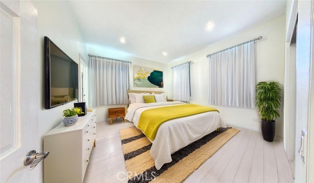 Detail Gallery Image 16 of 48 For 644 Milford, Los Angeles,  CA 90042 - 4 Beds | 3/1 Baths