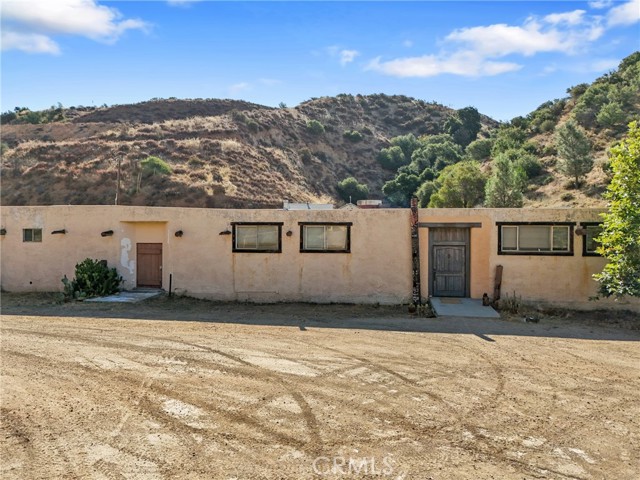 13684 Sierra, Agua Dulce, California 91390, ,Single Family Residence,For Sale,Sierra,SR24166557