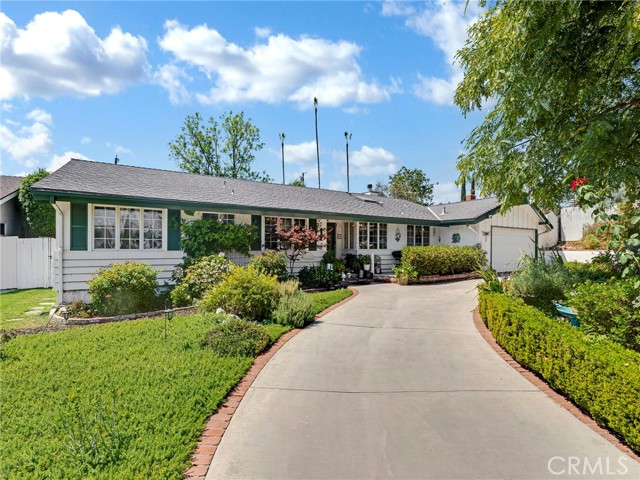 Detail Gallery Image 1 of 40 For 23962 Crosson Dr, Woodland Hills,  CA 91367 - 3 Beds | 2 Baths
