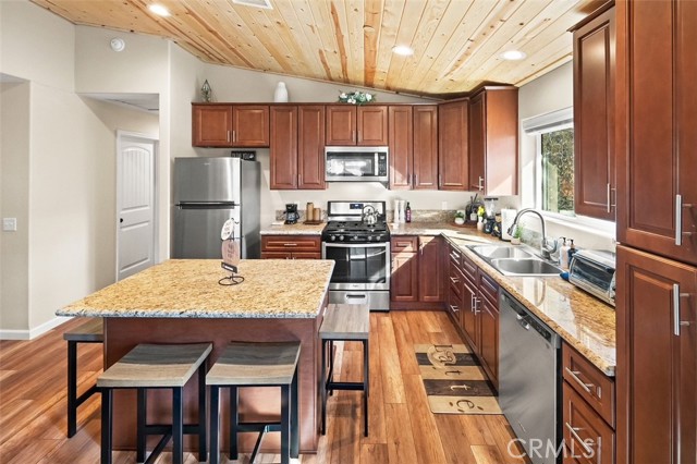 1264 Sheephorn Road, Big Bear City CA: https://media.crmls.org/medias/a1c0aa91-9c7f-4e40-95e5-67155484c6df.jpg