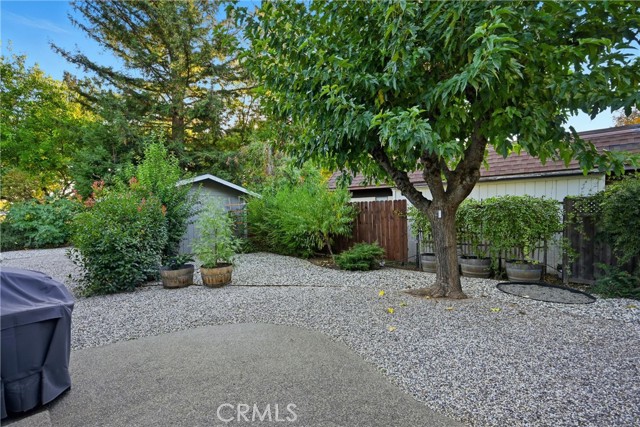 Detail Gallery Image 31 of 46 For 19453 Mountain Meadow North, Hidden Valley Lake,  CA 95467 - 3 Beds | 2 Baths