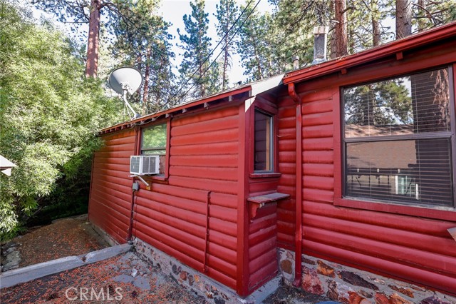 Detail Gallery Image 18 of 20 For 40415 Big Bear Bld, Big Bear Lake,  CA 92315 - 2 Beds | 1 Baths