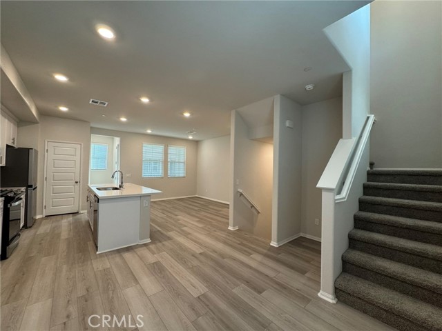 28190 Melrose Drive, Temecula CA: https://media.crmls.org/medias/a1c2b5d8-4cb2-4603-9039-5c5e452583fe.jpg