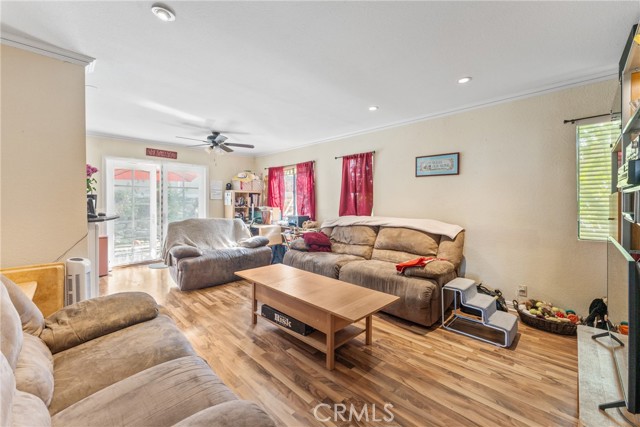 Detail Gallery Image 10 of 27 For 1160 via Ravenna, Redlands,  CA 92374 - 3 Beds | 2/1 Baths