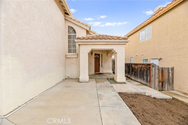 40723 Mountain Pride, Murrieta CA: https://media.crmls.org/medias/a1c45b98-f397-4a1c-9d9e-61f112f7bed4.jpg