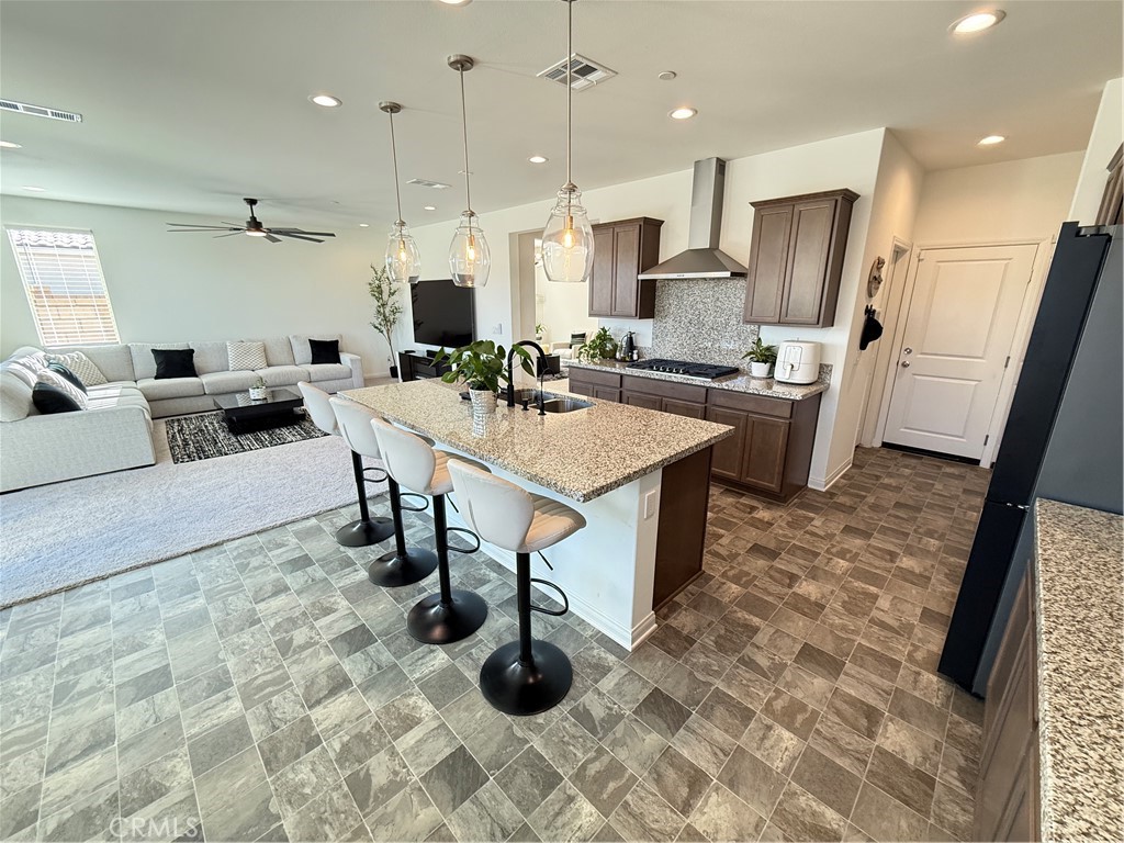 MLS #IV25274185 image #8