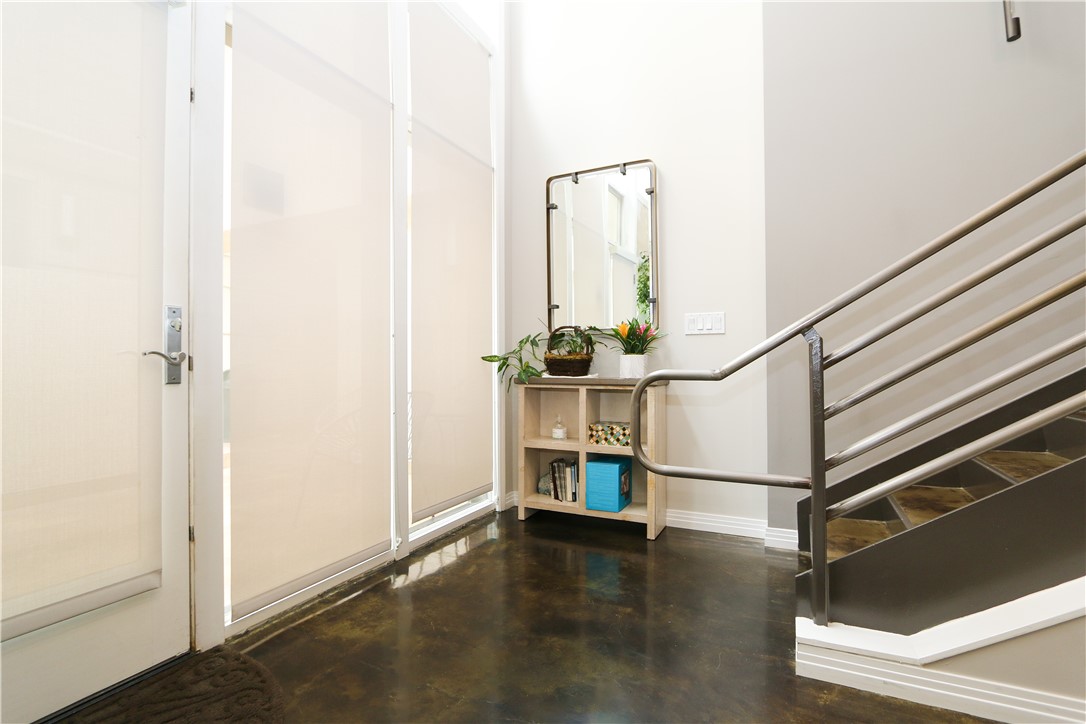 Detail Gallery Image 7 of 33 For 125 N Raymond Ave #412,  Pasadena,  CA 91103 - 2 Beds | 2 Baths