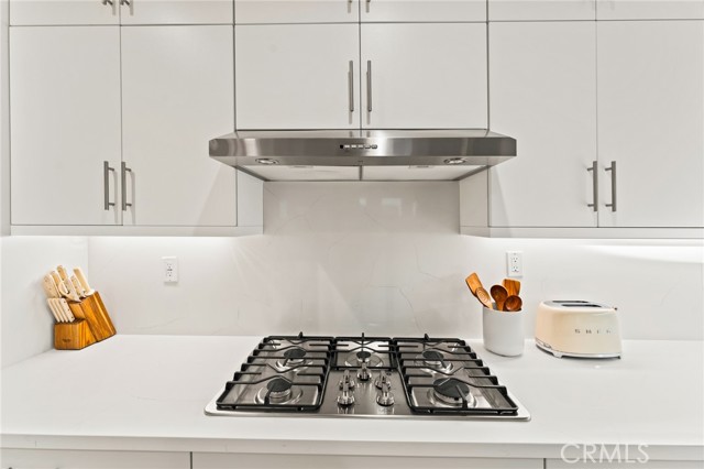 Detail Gallery Image 8 of 65 For 127 Restore, Irvine,  CA 92618 - 4 Beds | 3 Baths