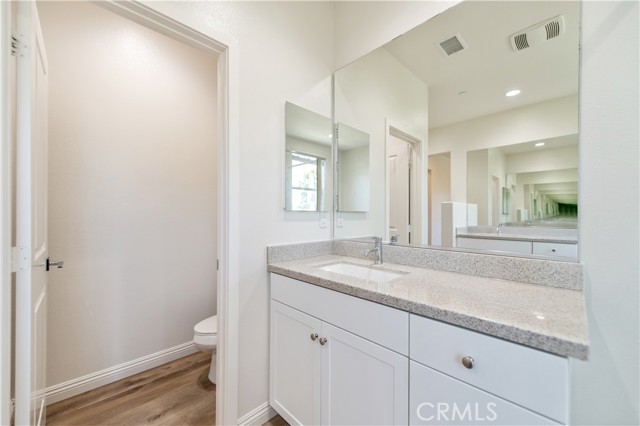 Detail Gallery Image 18 of 41 For 906 El Paseo, Lake Forest,  CA 92610 - 3 Beds | 2/1 Baths