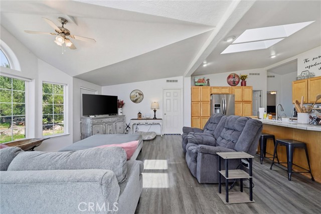 Detail Gallery Image 14 of 36 For 10052 Monte Cristo, Kelseyville,  CA 95451 - 4 Beds | 2 Baths