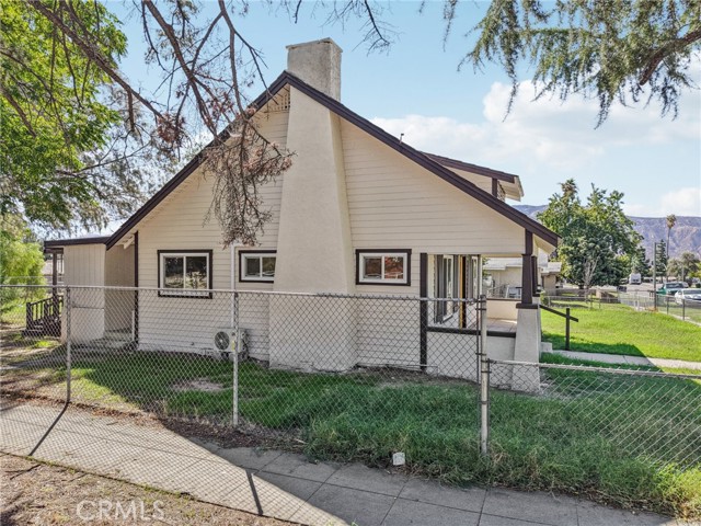 Detail Gallery Image 4 of 43 For 182 N 4 St, Banning,  CA 92220 - 2 Beds | 1 Baths