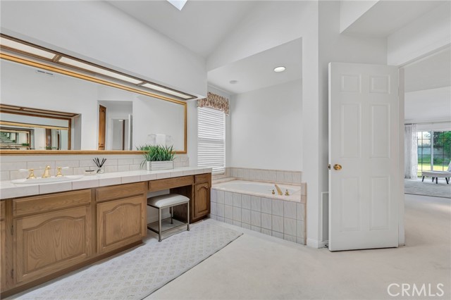 Detail Gallery Image 41 of 55 For 18830 Beechtree Ln, Porter Ranch,  CA 91326 - 5 Beds | 4/1 Baths