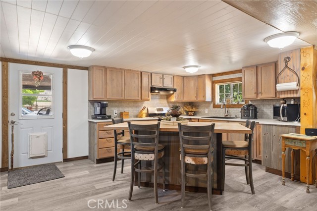 4333 Highway 33, New Cuyama CA: https://media.crmls.org/medias/a1cb3ea4-e401-4a84-abb2-67c03ea15f98.jpg