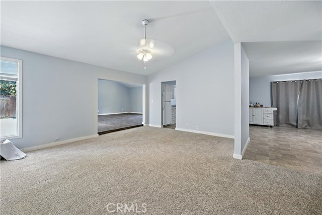 395 Columbia Avenue, Merced CA: https://media.crmls.org/medias/a1cb4b0b-9715-4028-9b09-959553e8e93e.jpg
