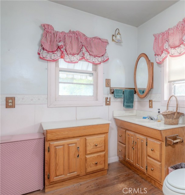 Detail Gallery Image 24 of 47 For 2219 N Flower St, Santa Ana,  CA 92706 - 3 Beds | 1/1 Baths