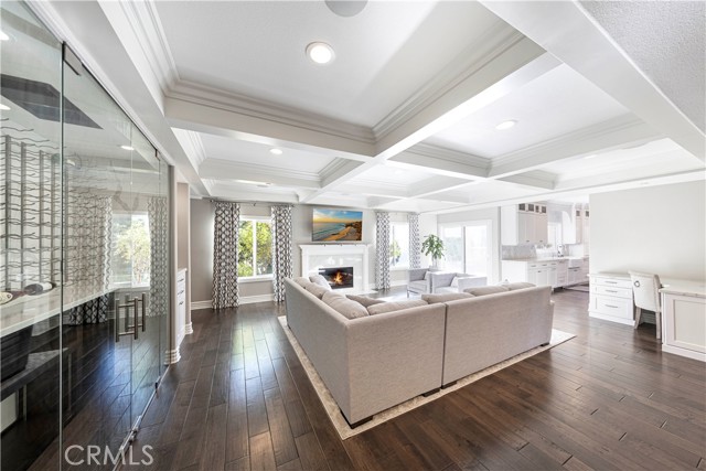 Detail Gallery Image 23 of 75 For 185 S Trish Ct, Anaheim Hills,  CA 92808 - 5 Beds | 4/1 Baths
