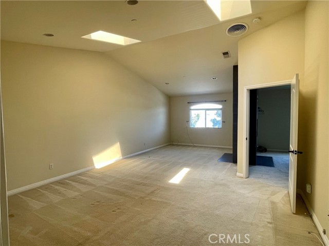Detail Gallery Image 9 of 22 For 2223 Grant Ave #B,  Redondo Beach,  CA 90278 - 3 Beds | 2/1 Baths